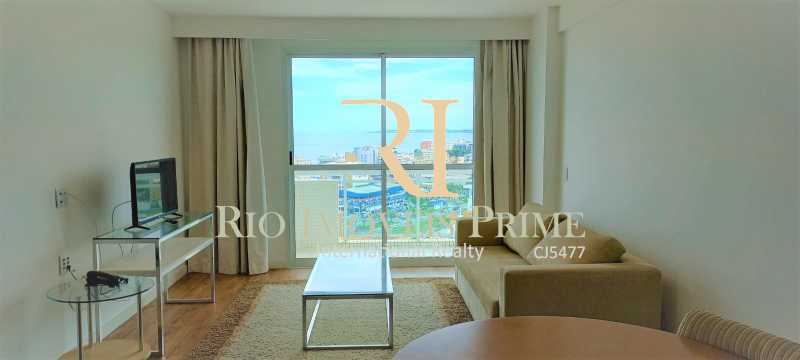 SALA - 9