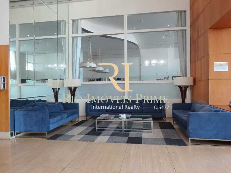 LOBBY - 21