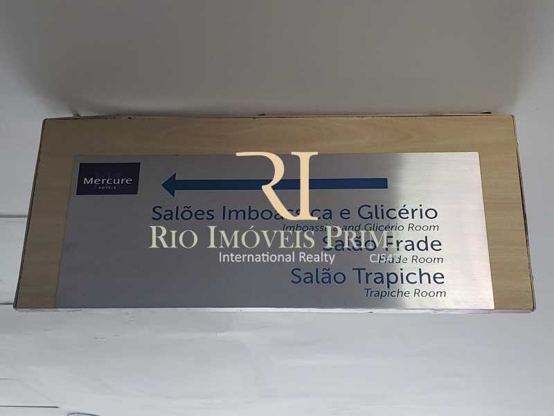 SALAS DE REUNIÕES - 25