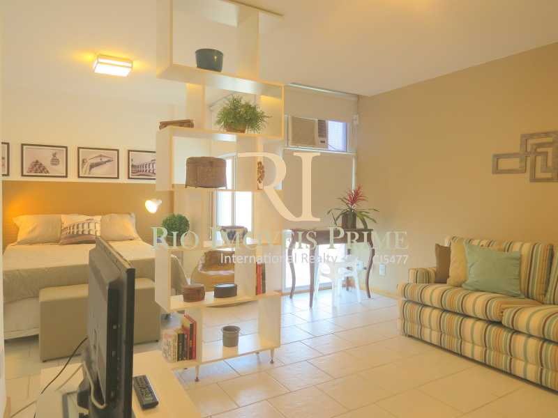 SALA - 1