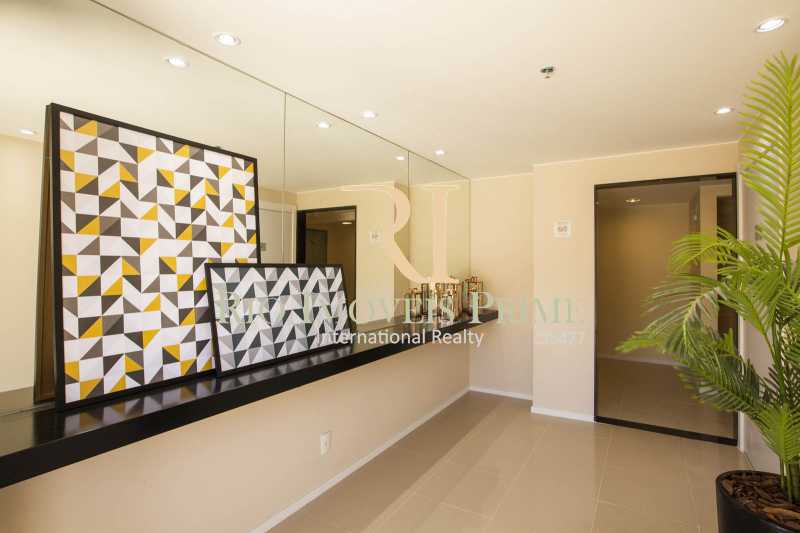 LOBBY - 25