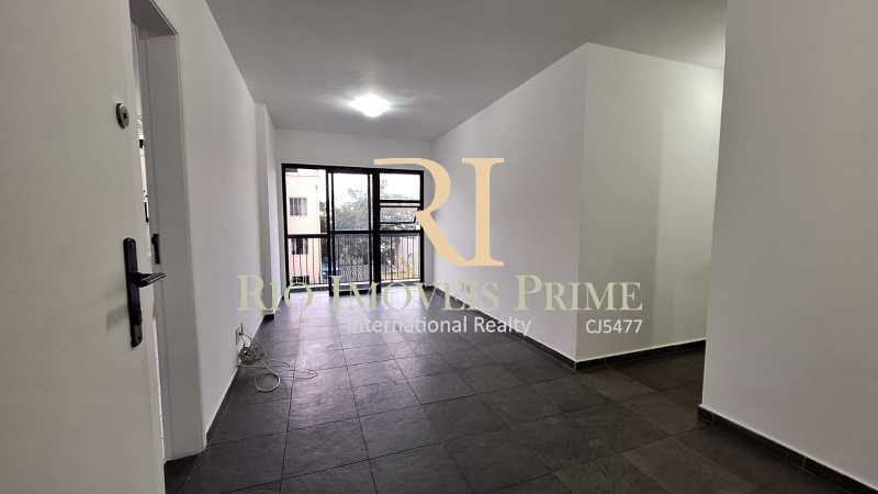 Conheça SALA. do imóvel - Apartamento para alugar Rua Pereira de Almeida, Praça da Bandeira, Rio de Janeiro - R$ 2.700 - RPAP20247 - 2 SALA. - 2