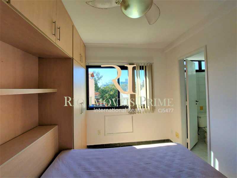 Conheça SUÍTE. do imóvel - Apartamento para alugar Rua Pereira de Almeida, Praça da Bandeira, Rio de Janeiro - R$ 2.700 - RPAP20247 - 8 SUÍTE. - 8