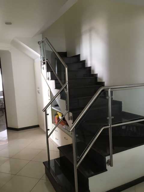 Conheça 11 do imóvel - CASA DUPLEX, 5 QUARTOS (3 SUÍTES), EM 525M², EM ITAPUÃ - PICN50018 - 11 11 - 11
