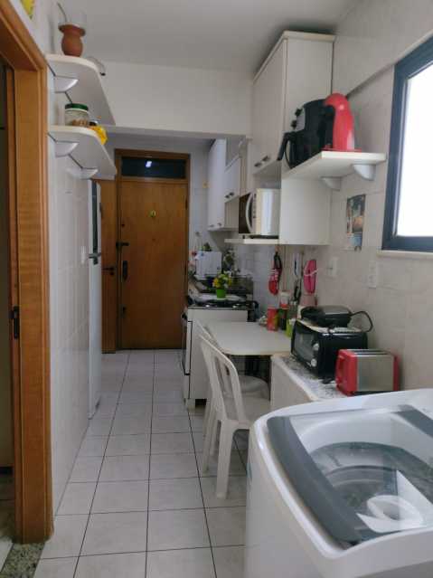 Conheça 27 do imóvel - APARTAMENTO 2 QUARTOS (1 SUÍTE), DEP. COMPLETA, EM 77M², 2 VAGAS, NO RIO VERMELHO. - PIAP20550 - 27 27 - 27
