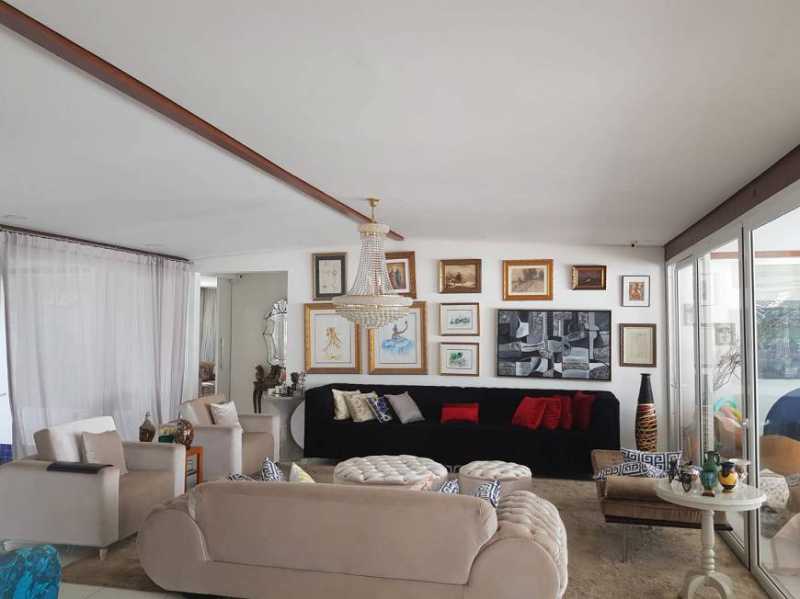 Conheça 4 do imóvel - CASA MOBILIADA E DECORADA, 4 SUÍTES, EM 417M², EM VILAS DO ATLÂNTICO - PICN40063 - 4 4 - 4