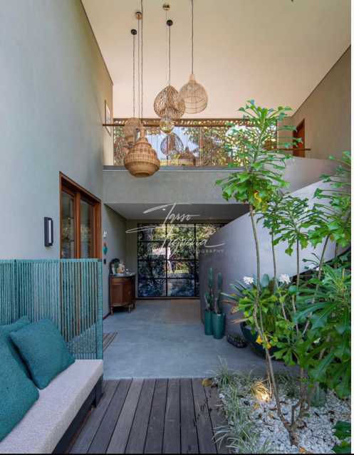 Conheça 5 do imóvel - CASA 4 SUÍTES, MOBILIADA, EM 594M², EM PRAIA DO FORTE - PICN40068 - 5 5 - 5