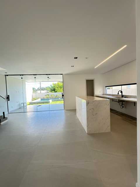 Conheça 13 do imóvel - CASA DUPLEX, 4 QUARTOS (3 SUÍTES), 200,89M², EM ABRANTES - PICN40089 - 13 13 - 13