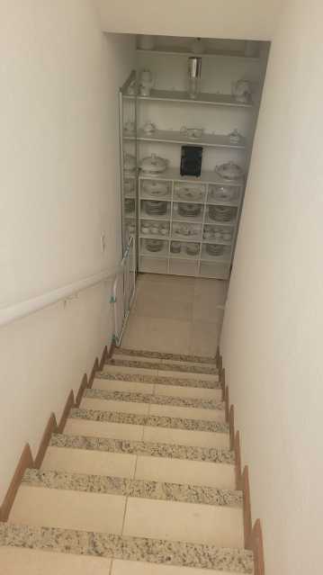 Conheça 15 do imóvel - CASA TRIPLEX 4 QUARTOS (1 SUÍTE), 210M², EM LAURO DE FREITAS - PICN40090 - 15 15 - 15