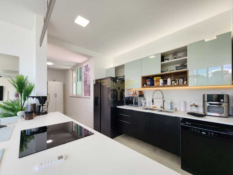 Conheça 25 do imóvel - COBERTURA DUPLEX, 2 QUARTOS (1 SUÍTE), 300M², NO PORTO DA BARRA - PICO20028 - 26 25 - 26
