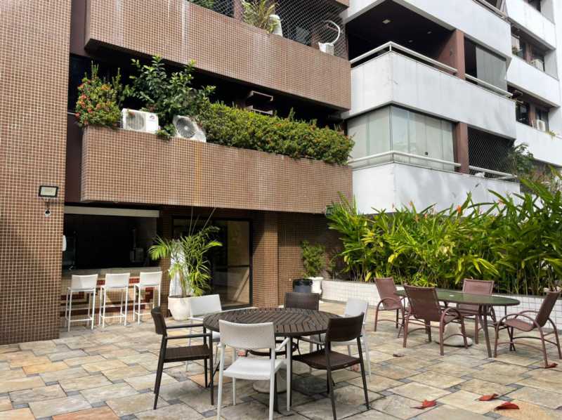 Conheça 1 do imóvel - APARTAMENTO 4 QUARTOS (2 SUÍTES), 138M², NA PITUBA - PIAP40234 - 1 1 - 1
