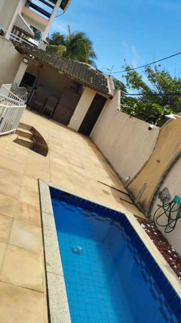 Piscina condomínio - 25