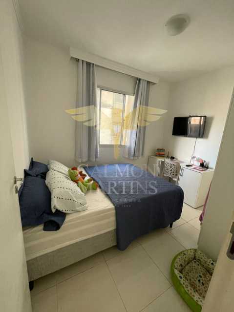 PIAP21290 - 12