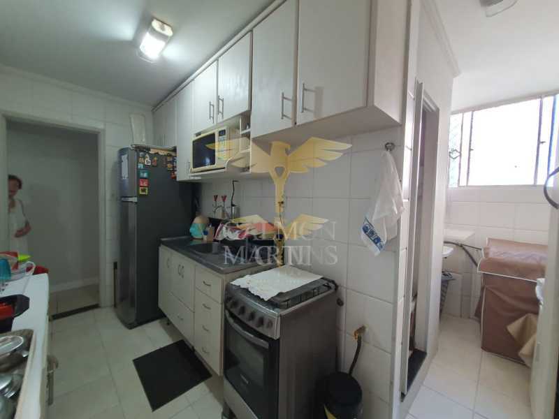 PIAP31130 - 14