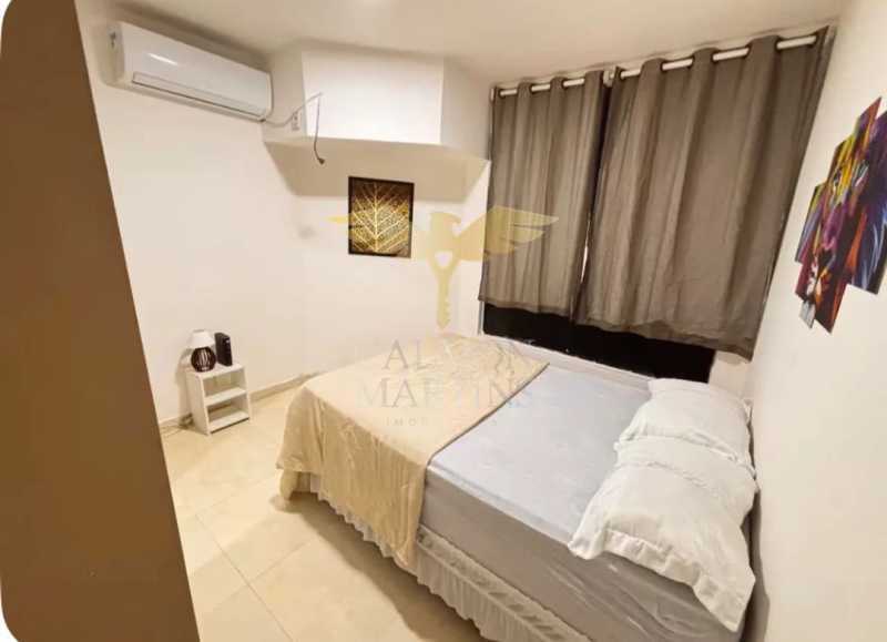 PIAP10492 - 3