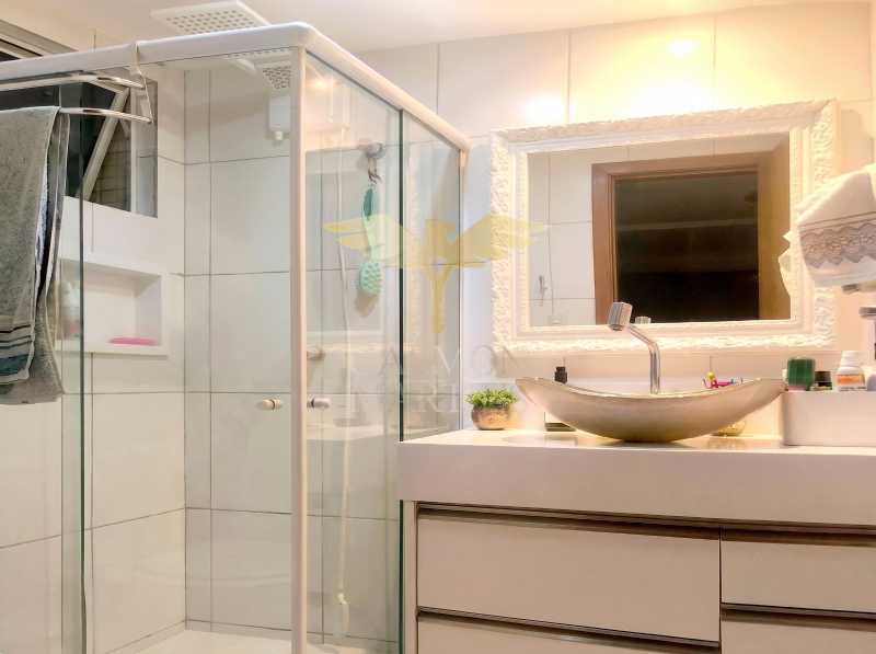 PIAP31150 - 9