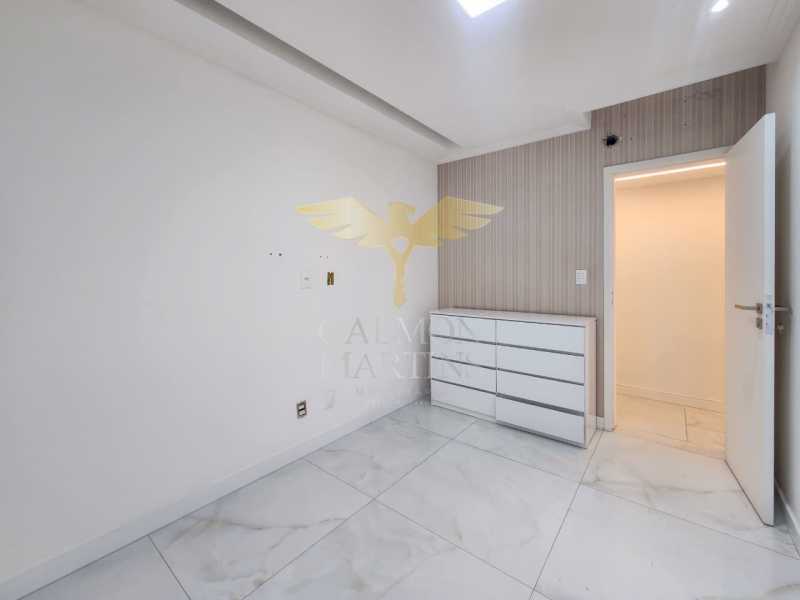 PIAP31166 - 16