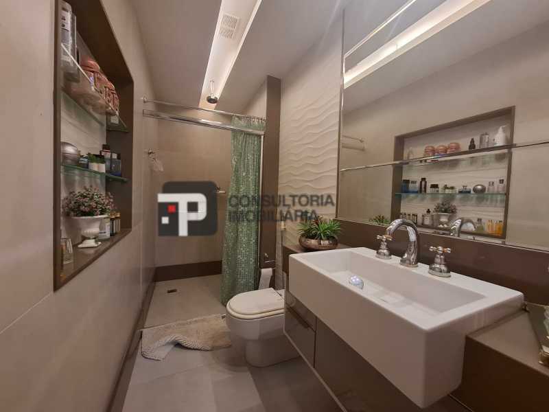 WhatsApp Image 2025-11-17 at 1 - 27