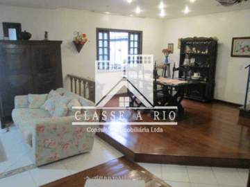 Ótima localização - CASA 3 QUARTOS PECHINCHA - FRCA30003