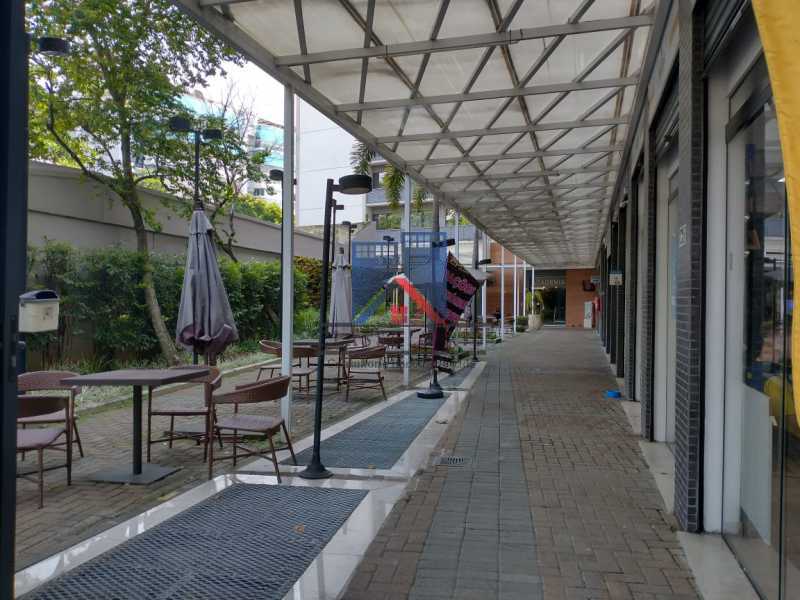 639_G1710342342 - 5