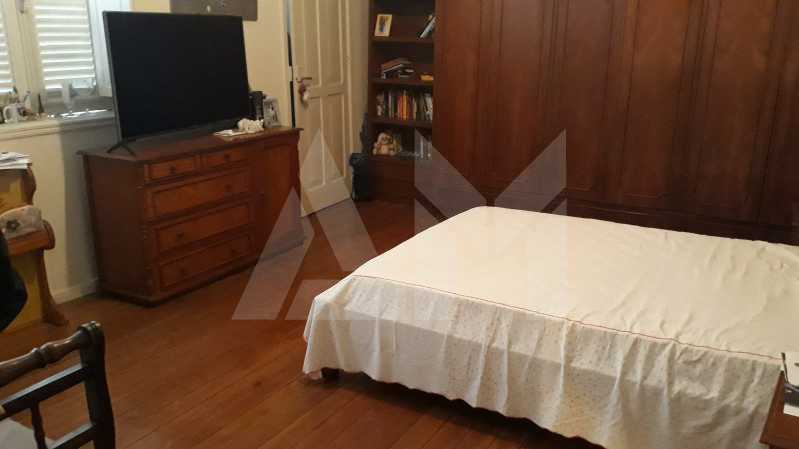 Quarto - 12