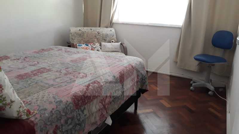 Quarto - 12