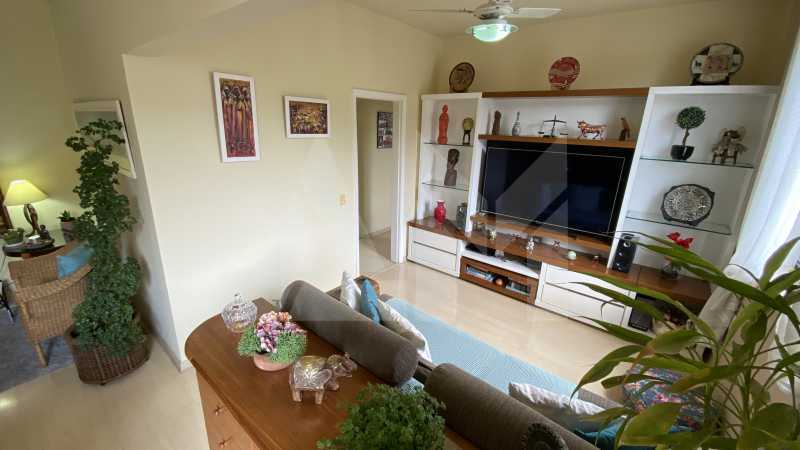 Sala - 8