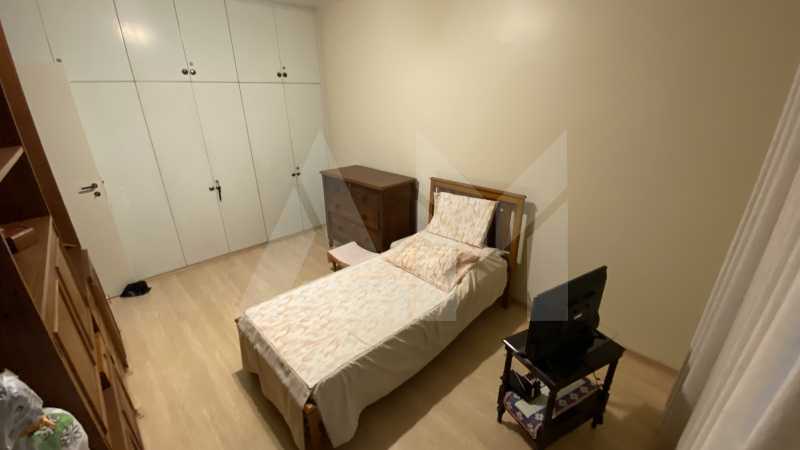 Quarto - 11