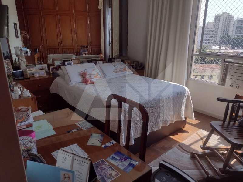 Quarto - 10