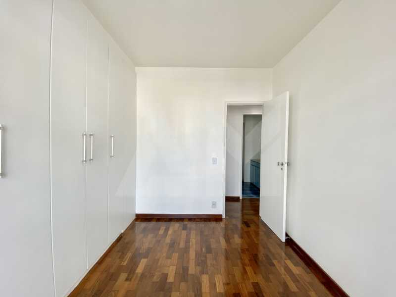 Quarto - 16