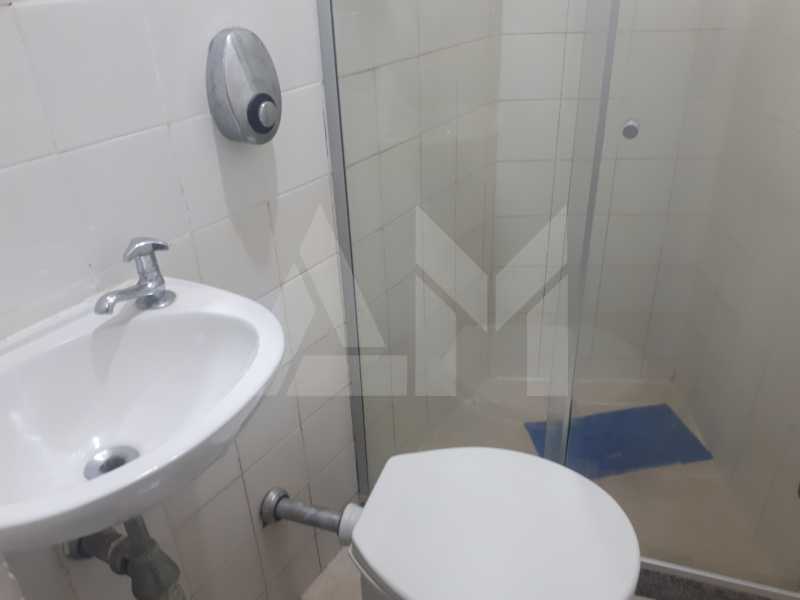Banheiro de Serviço - 21