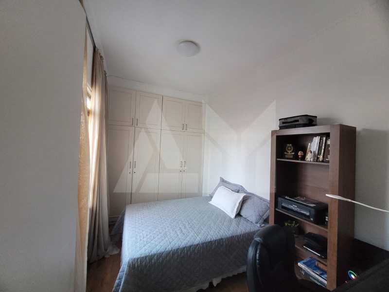 Quarto - 12