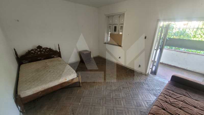 Quarto - 11