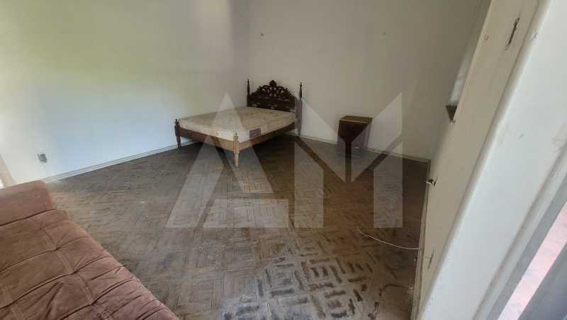 Quarto - 13