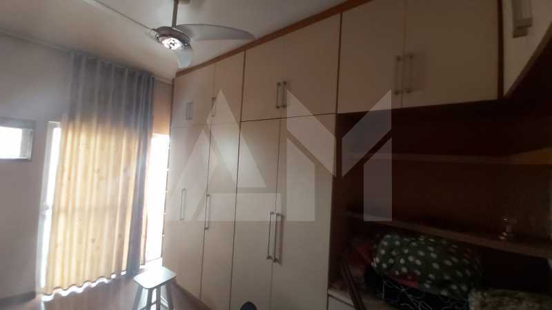 Quarto - 12