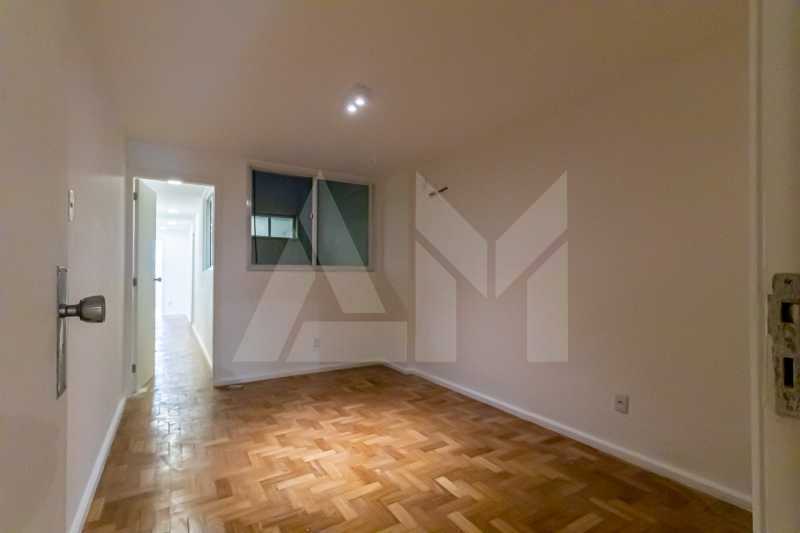 Quarto - 24