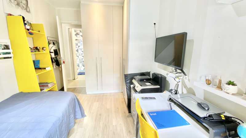 Quarto - 16