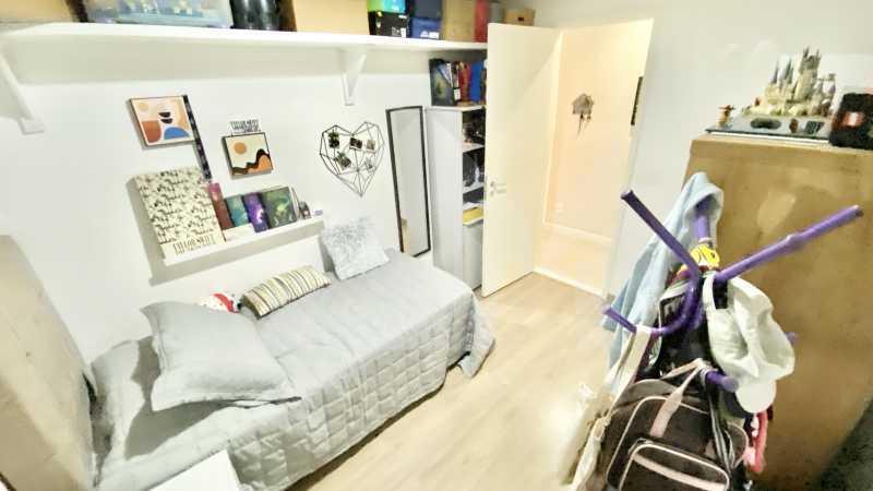 Quarto - 11