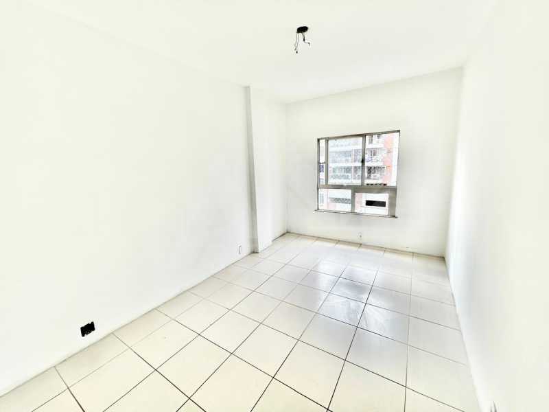 Quarto - 7