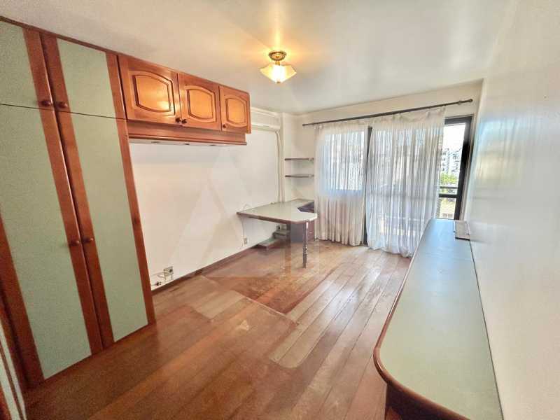 Quarto - 19