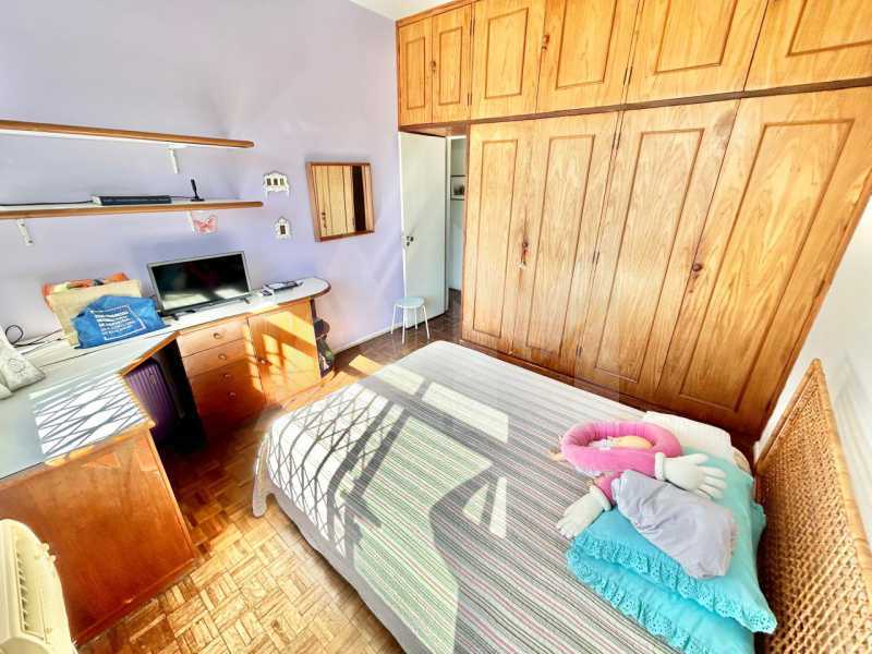 Quarto - 16