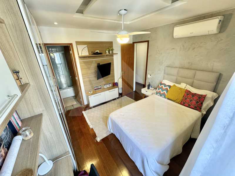 Quarto - 11