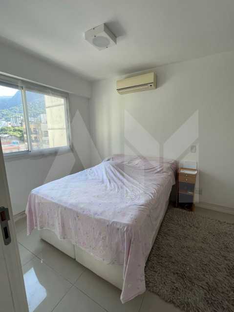 Quarto - 12