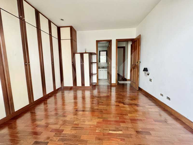 Quarto - 9