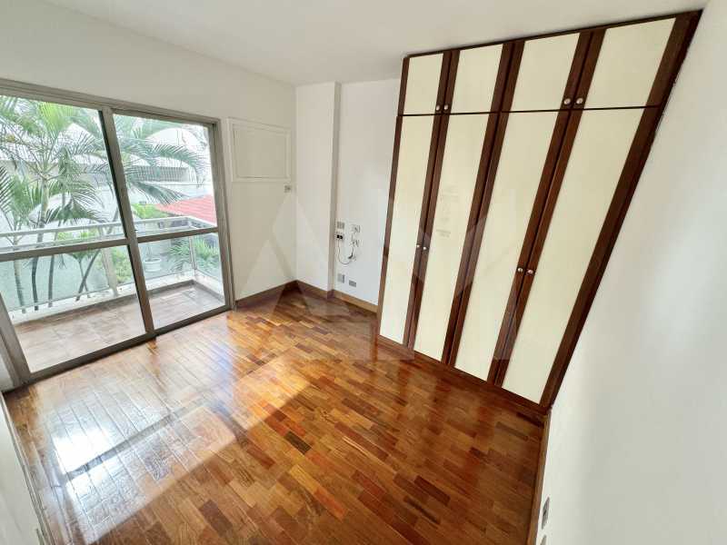 Quarto - 11
