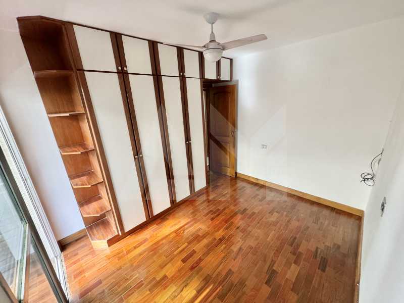 Quarto - 16