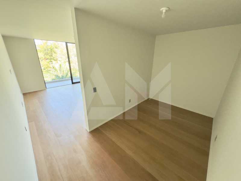 Suite - 13