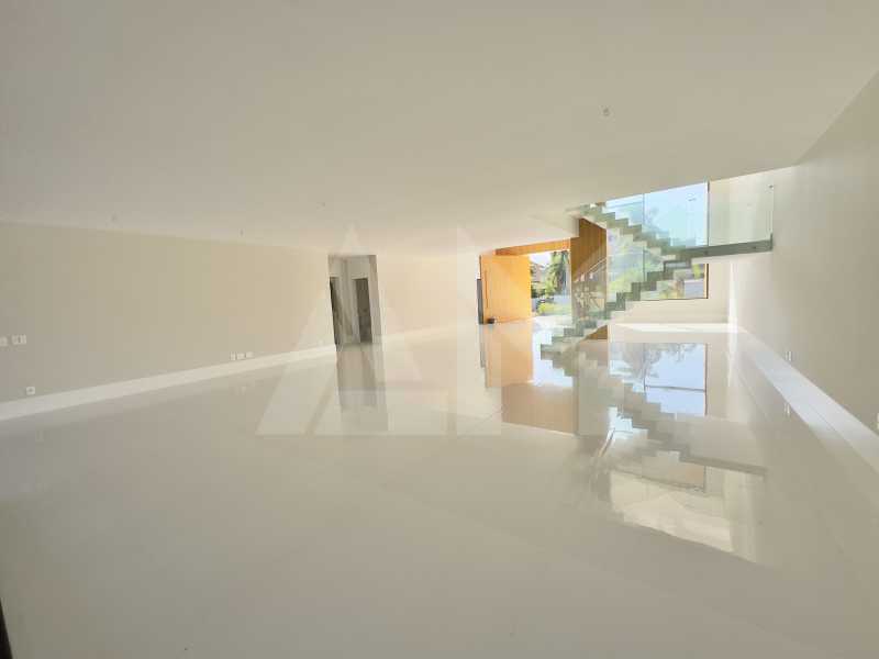 Sala - 4