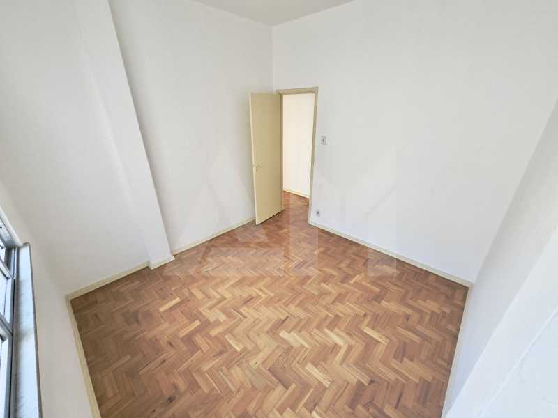 Quarto - 9