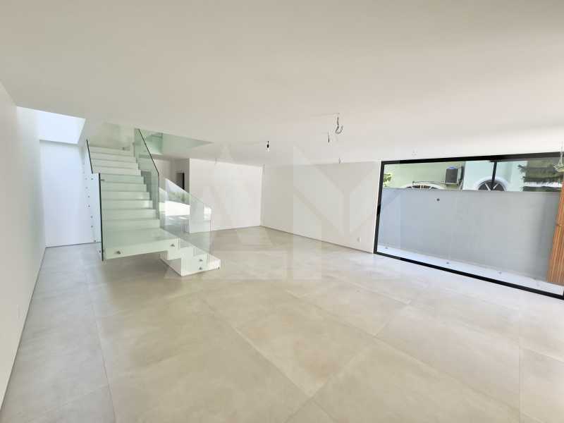 Sala - 8